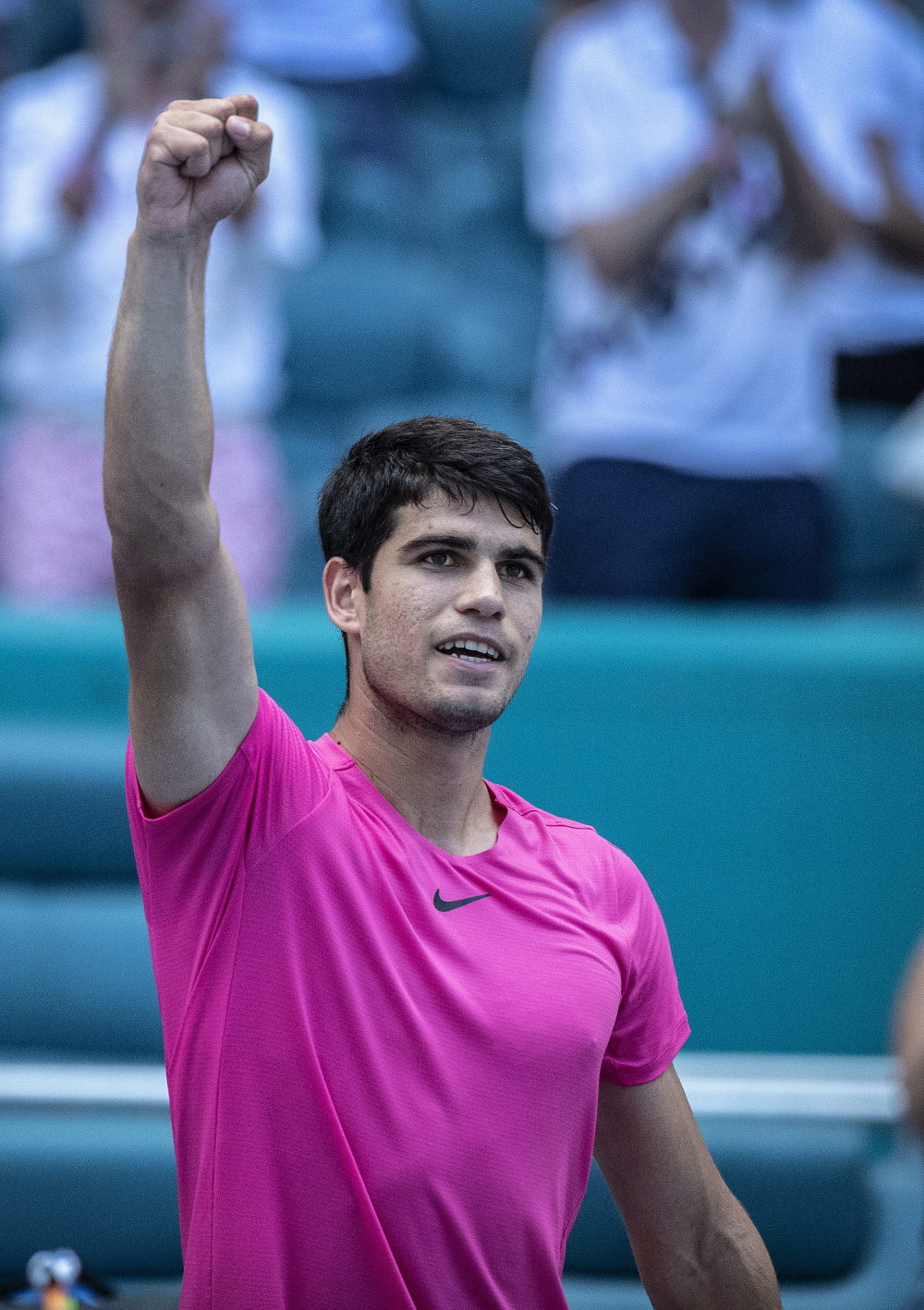 包含日本网球队力克欧洲网球队，阿尔卡拉斯高光表现的词条