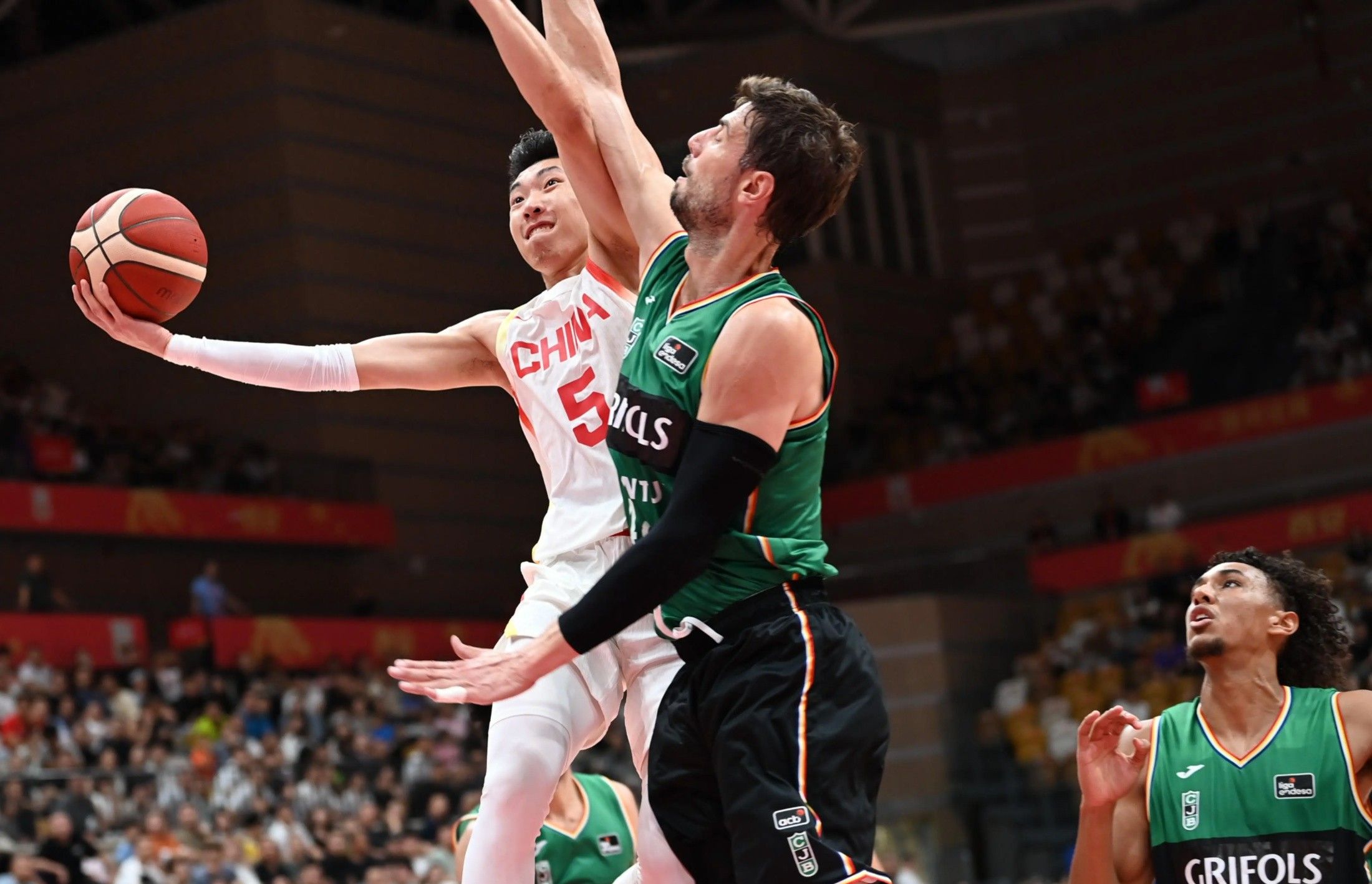 开云体育官方网站-山西队横扫山东队，东契奇关键制胜的简单介绍