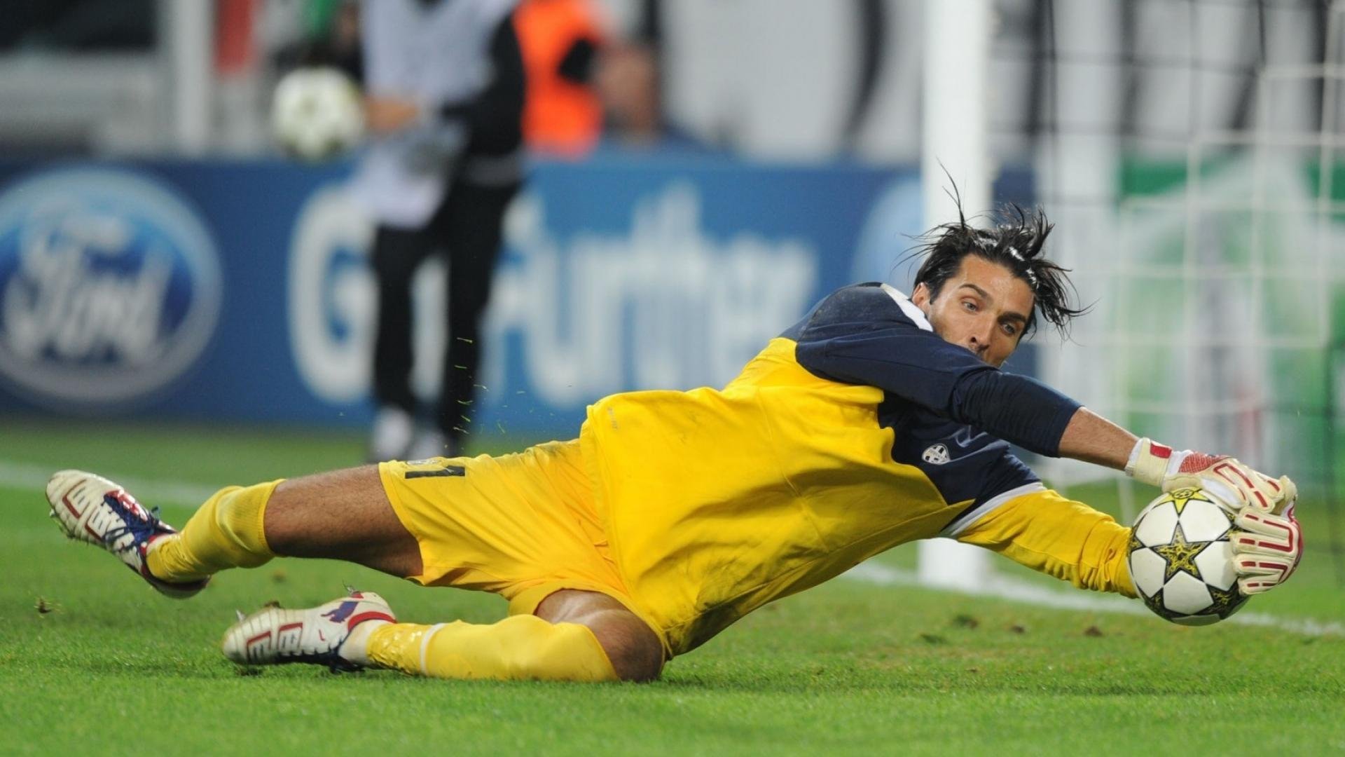 独行者的孤证,当尼克斯撕裂公牛,当爱德华兹在英超之巅独自接管命运